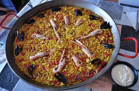 Palto tipico: Fideua