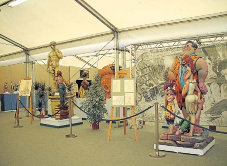 Exposición del ninot 2008, en Valencia